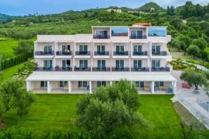 Anna Hotel, Pefkohori