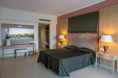 KRESTEN ROYAL Euphoria Resort - 4