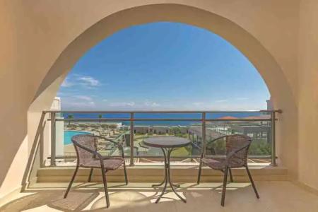 KRESTEN ROYAL Euphoria Resort - 6