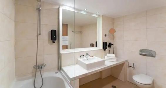 KRESTEN ROYAL Euphoria Resort - 54