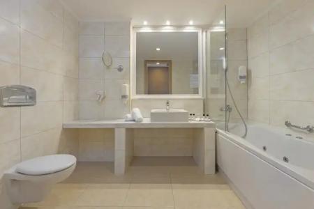 KRESTEN ROYAL Euphoria Resort - 46