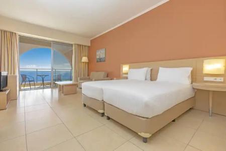 KRESTEN ROYAL Euphoria Resort - 45