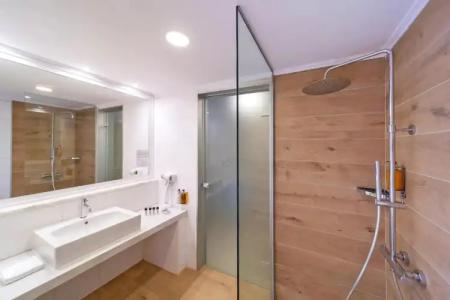 KRESTEN ROYAL Euphoria Resort - 7