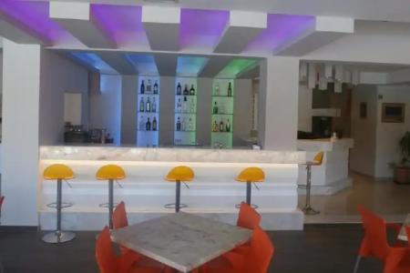 Dias Studios & Suites - 12