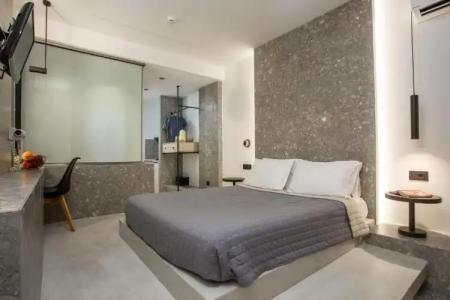 Dias Studios & Suites - 31