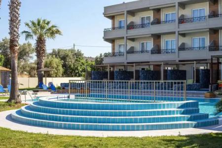 Dias Studios & Suites - 22