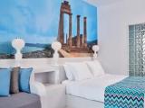 Summer Sharing Pool Double room with pool view