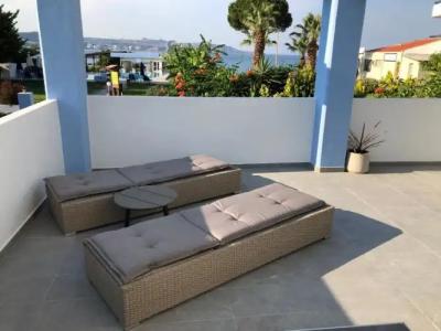 Elpida Beach Studios - 43