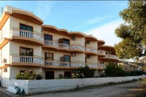 Villa George, Faliraki