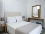 Standard Triple room with garden view