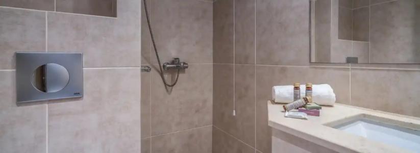 Castelli-Adults Only - 53