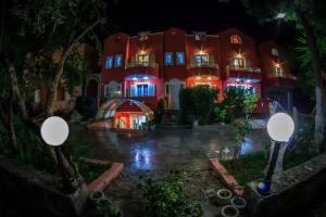 Spiros Family Apts, Laganas