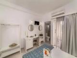 Standard room with land view