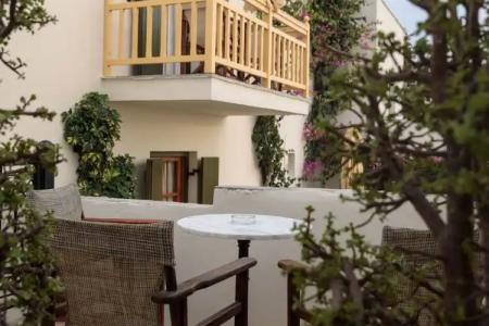 Proteas & Suites - 155