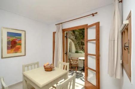 Proteas & Suites - 345