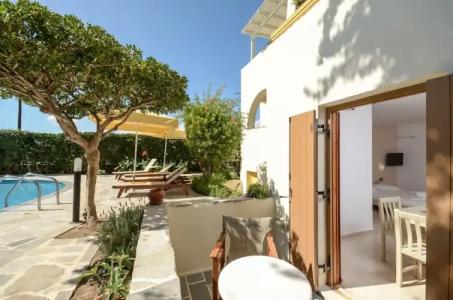 Proteas & Suites - 168