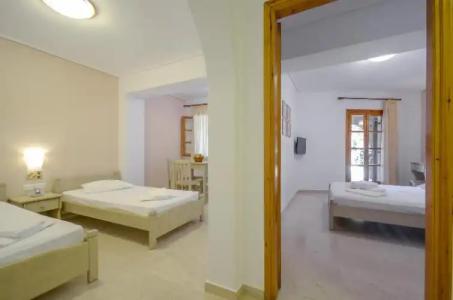 Proteas & Suites - 97