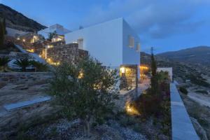 Far Out Hotel & Spa, Mylopotas