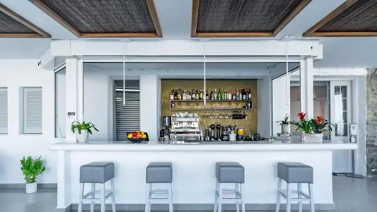 Manoula's Beach Mykonos Resort - 27