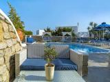 Superior room with pool view