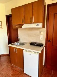 Iolkos Apartments - 185