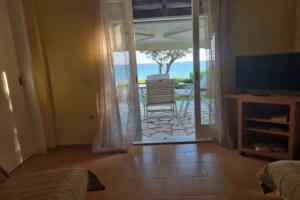 Corfu Glyfada Menigos Beach Apartments, Pelekas