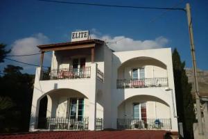 Elite Apartments, Panormos