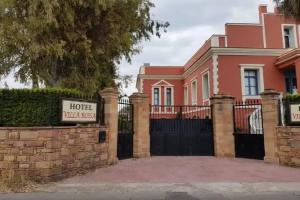Sourediko Hotel, Chios Town