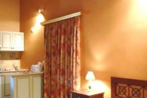 Silo Hotel Apartments, Lassi
