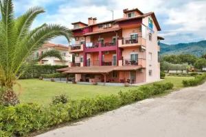 Alexandros Hotel Apartments