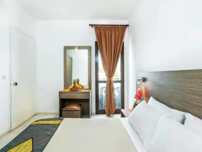 Xenios Dolphin Beach - 45