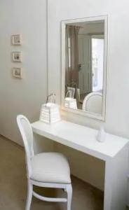 Oikies Small Elegant Houses - 57