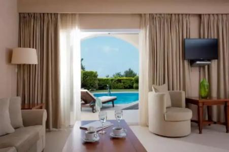 Alexandra Beach Spa Resort - 69