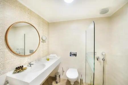 Alexandra Beach Spa Resort - 49