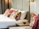 Deluxe room with garden view