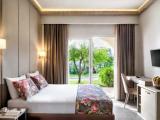 Standard Double room with garden view