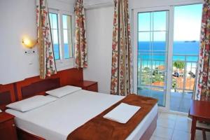 Hotel Emerald, Chrysi Ammoudia