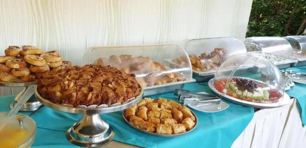 Eleana Boutique & Blue Infinity - 8