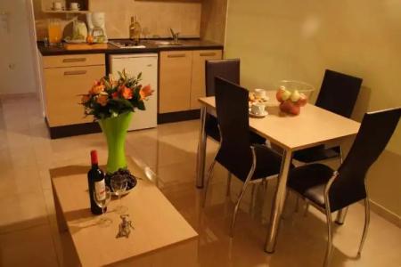 Eleana Boutique & Blue Infinity - 14