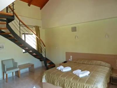 Eleana Boutique & Blue Infinity - 39