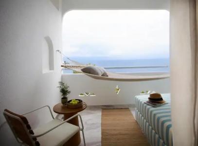 Brown Beach Chalkida, a member of Browns - 7