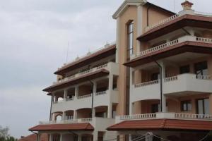 Byala Home Apartment Complex, Byala