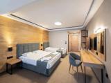 Deluxe Triple room with city view