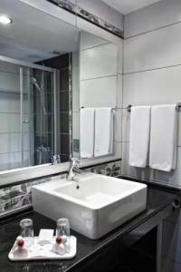 Grand Halic Goldenhorn - 35