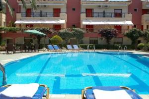 Pelli Hotel, Pefkohori