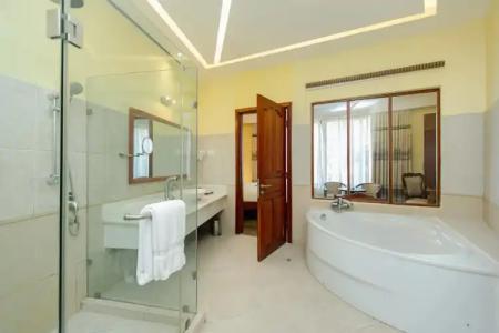 Malaika Beach Resort - 4