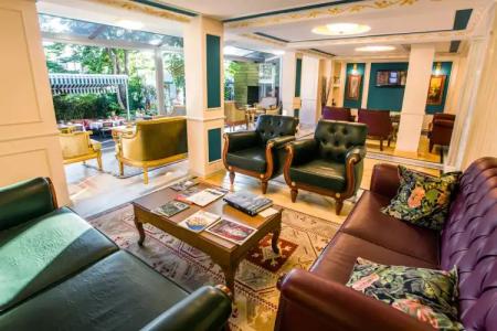 Rose Garden Suites - 1