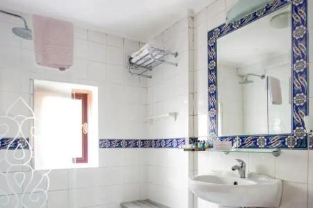 Rose Garden Suites - 31