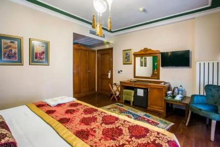 Rose Garden Suites - 28