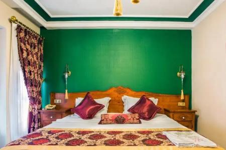 Rose Garden Suites - 29